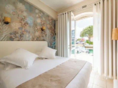 Le Suffren Hôtel Hotels in Grimaud