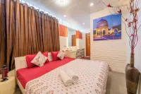 Travellers Village Resort -City Centre Near JAL Mahal Jaipur - Hosteller