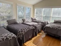 Lake Michigan Beach Is Across Street, 6 Person Hot Tub, Fire Pit, New Bathrooms