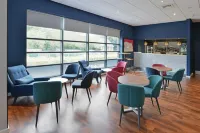 Travelodge Aylesbury Hotel - Разрешено размещения с домашними животными