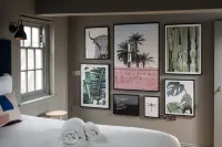 Hiding Space - Trim Street Apartments