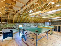 Hazel Lodge - parking
