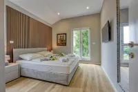 Secluded Pool Villa Tanja /w Sea View - Homestays