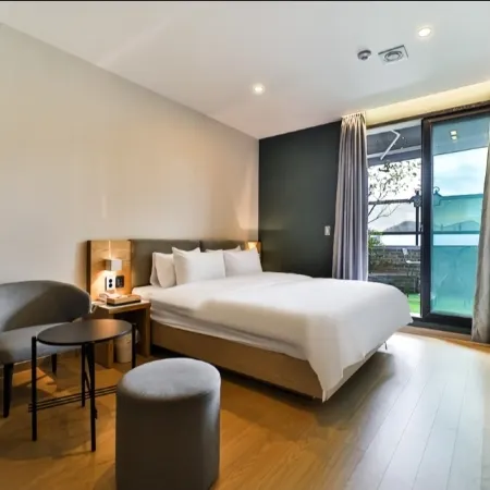 Hound Hotel Changwon Terminal