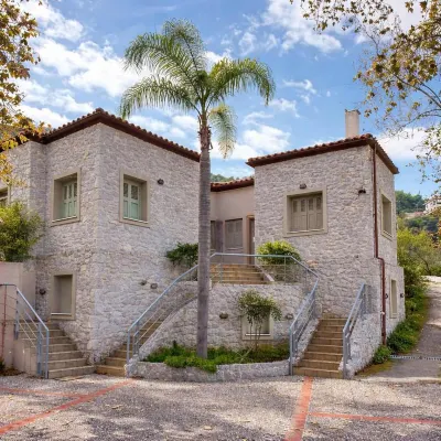 Epidavros Villas - Dafni Stone & Garden Retreat