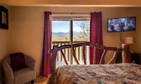 Great View! Pool Table,Hot Tub,Privacy,Fireplace - balcony
