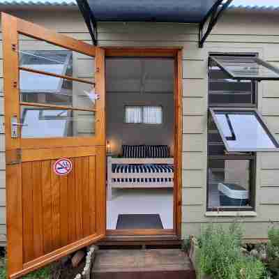 Petite Cottage Plett close to town Hotel Exterior