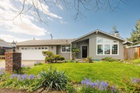 Zen Den - 10 Minutes To Autzen & Downtown 2 Bedroom Home