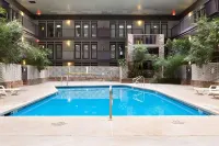 Cactus Cove Inn and Suites - Kolam Renang