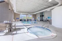 Drury Inn & Suites St. Louis Airport - parking