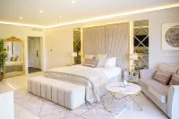 Walton View Hotel