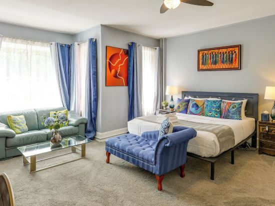 Celebrate DC250! Historic, Walkable Georgetown Gem
