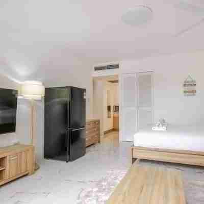 Easy Stay Pool Esplanade Views Rooms