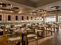 Grand Mercure Goa Candolim - breakfast