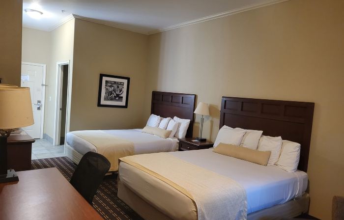 Cotulla Whitten Inn