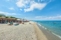 Atrium Hotel - Beach