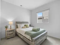 Love is All You Need Hotels near Lake Murray