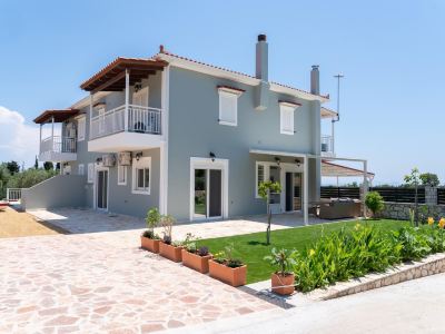 Dendra Apartments at Skala