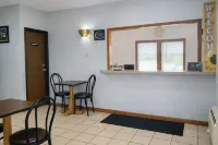 Algona Inn
