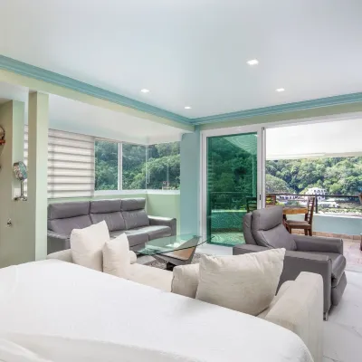 Puerto Vallarta Family Vacation Home, Beach Frontage Hotels near Boca de Tomatlan