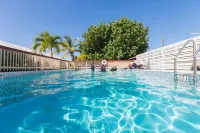 Creekside Inn Islamorada - Pools