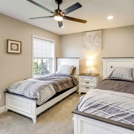 5 Mi to Downtown: Pet-friendly Lancaster Getaway