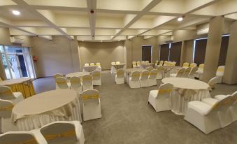 The Shiv Nautica Hotel