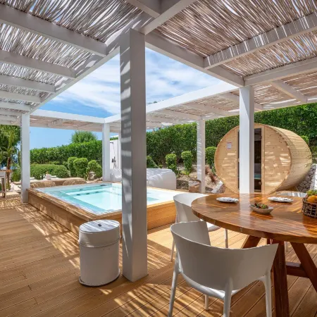 Dimitra Beach Hotel & Suites