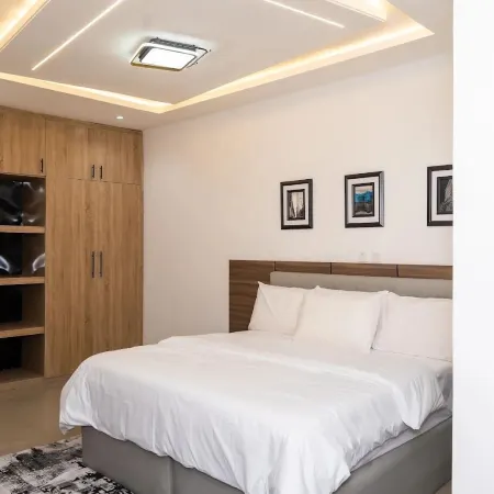 Lusso Court Shortlet Apartment