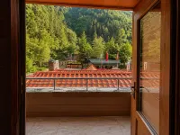 ECRİN OTEL - Dağ Manzaralı