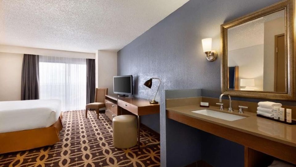The Signature Suites