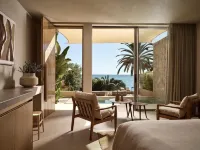 Calypso Villas - parking