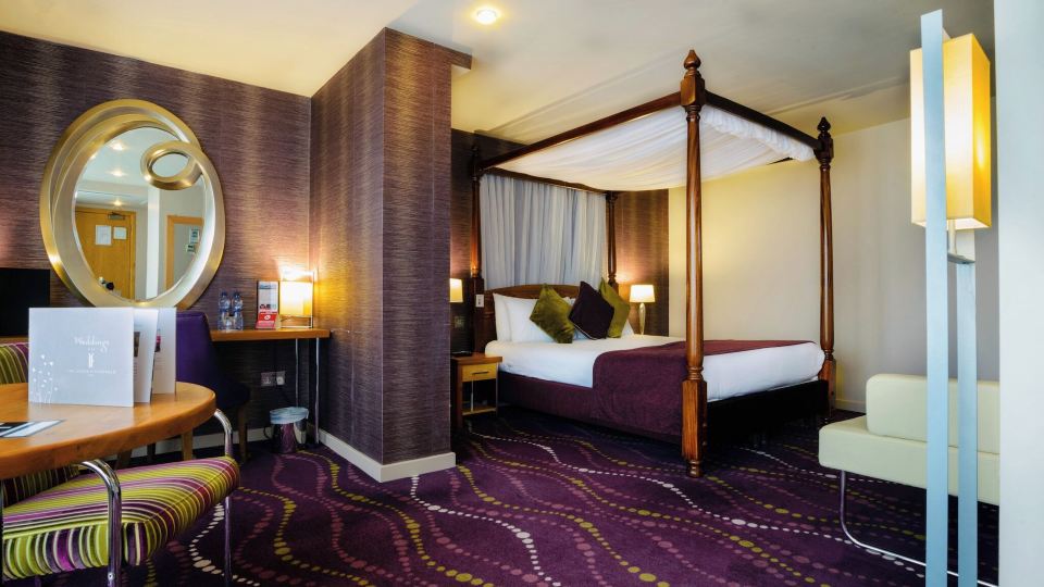 Louis Fitzgerald Hotel