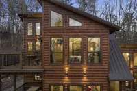 Three Bears Pet-friendly Cabin With Heated Pool Near Hochatown Mountain Views Sleeps 10 - 4-Star