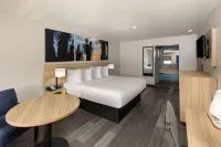 Days Inn by Wyndham El Paso West - spa