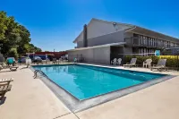 Americas Best Value Inn Douglasville - Swimmingpools