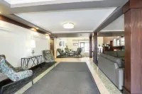 Sandman Hotel Red Deer - ที่มีที่จอดรถ