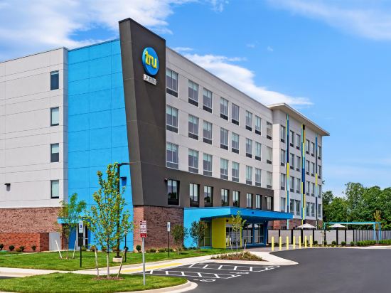 Tru by Hilton Richmond Northwest