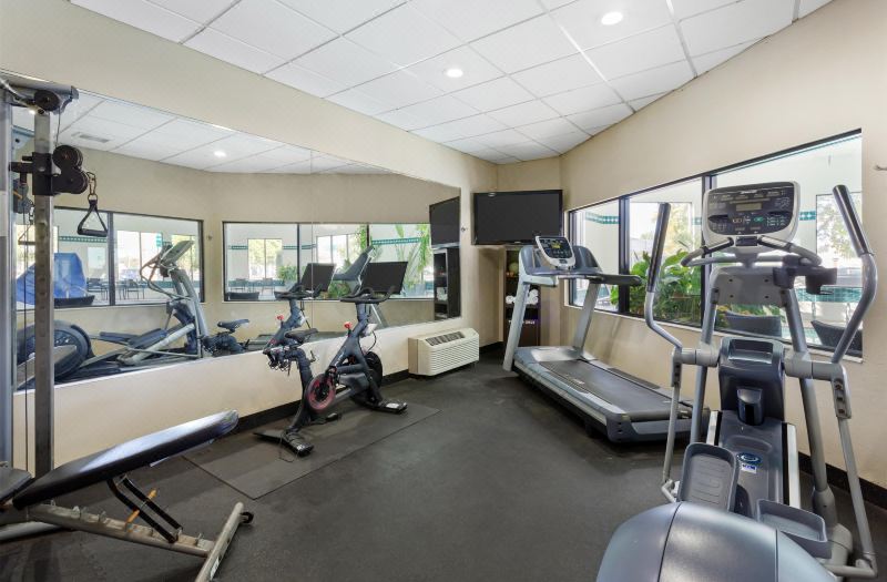 Best Western Plus CottonTree Inn photo 2