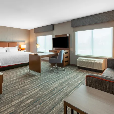 Hampton Inn and Suites by Hilton Bloomfield Hills Detroit