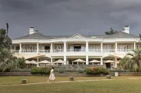 Hemingways Nairobi - Mountain view