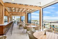 SpringHill Suites Jacksonville Beach Oceanfront - bar