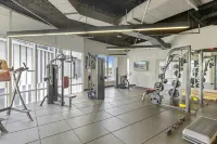 Placemakr Premier SoBro - Gym