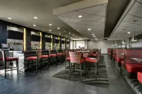 DoubleTree by Hilton Mt. Vernon - bar