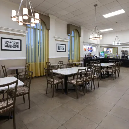 Days Inn & Suites by Wyndham Festus