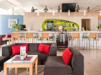 宜必思丹吉爾市中心酒店 - 酒吧