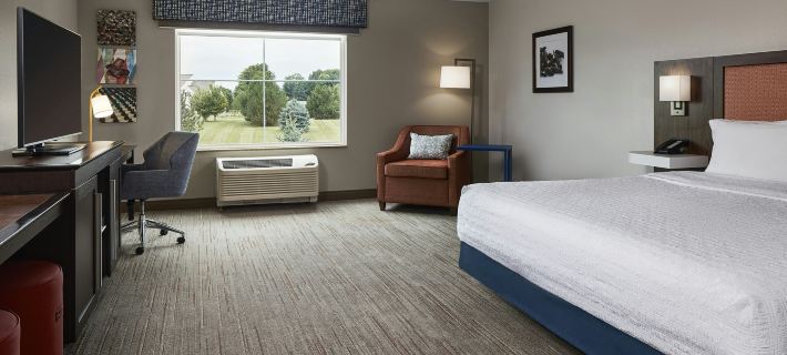 Hampton Inn & Suites Hershey Near the Park Hotels in Dauphin County