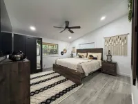 Farmhouse Villa Near Epperson Lagoon - Boutique