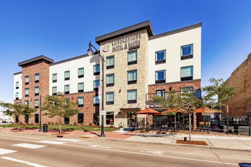 Cobblestone Hotel & Suites - Superior Duluth - piscina