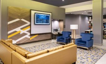 Hilton Garden Inn Pomona
